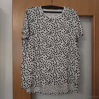 Damske tricka / topy velkosti L, XL,XXL - 16