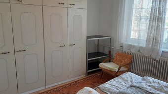 Na predaj priestranný 4-izbový rodinný dom - 16