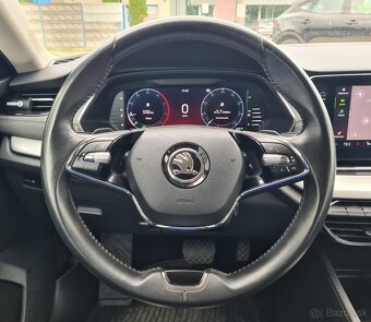 ŠKODA OCTAVIA COMBI 2.0 TDI STYLE 4X4 DSG - 16