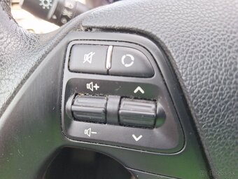 Kia Ceed 1,4 CVVT 74 kW - 16