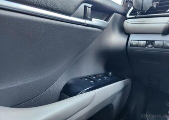 Toyota Camry 2.5-ZÁRUKA-BENZÍN-AUTOMAT - 16