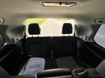 Toyota Land Cruiser 4.5 D4-D 210 kW, LUX 7-miestne SUV - 16