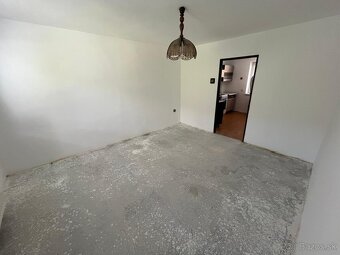 Na predaj rodinný dom – Jalovec, okres Prievidza - 16