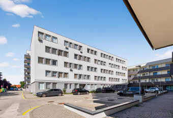 Na Predaj svetlá zariadená garsónka Podunajských Biskupicia - 16