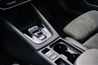 Škoda Octavia 2.0 TDI Scout 4x4 /Nezávislé/Masáž/LED Matrix - 16