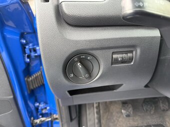 ► ŠKODA ROOMSTER 1,2 HTP - 51 KW, KOUPENO V ČR, BEZ KOROZE ◄ - 16