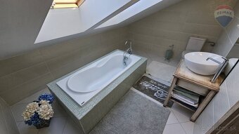 5 izbový rodinný dom s garážou v obci Čeľadice \"EXKLUZÍVN - 16