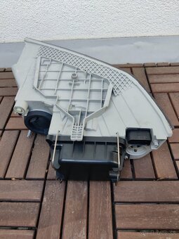 Přední světla Škoda Octavia 04-08 černá - 16