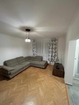 Od augusta: 3i byt so zariadením na Ružovom háji - 16