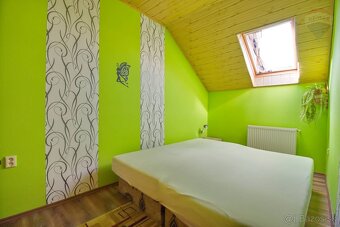 Na predaj dva byty, garáž, dvor, terasa, centrum mesta Veľký - 16