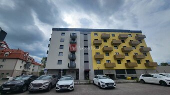 PRENÁJOM- Poprad 3-izbový byt centrum, 2 garáž.státia, balkó - 16