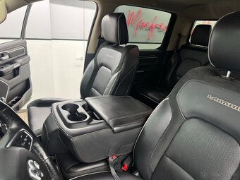 Dodge RAM 1500 Laramie Crew Cab 4x4 - 16