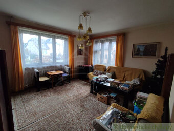 Murovaný rodinný dom v pokojnej časti Púchova na predaj - 16