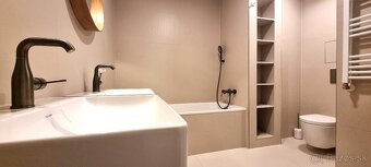 ŽIADNA PROVÍZIA REALITKE / NOVÝ 4i. BYT S TERASOU 103m2 BA. - 16
