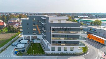 ZNÍŽENÁ CENA l NA PREDAJ 2 IZBOVÝ BYT S BALKÓNOM, PODUNAJSKÉ - 16