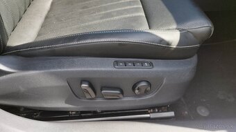 ŠKODA SUPERB 2.0TDI 140KW LAURIN&KLEMENT MODEL 2020 - 16
