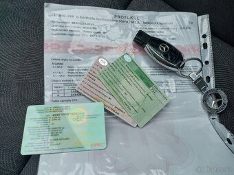 Predám Mercedes Benz E320i 4-Matic automat - 16