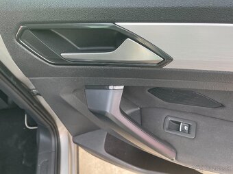 Volkswagen Tiguan 2.0 TDI SCR BMT Comfortline - 16