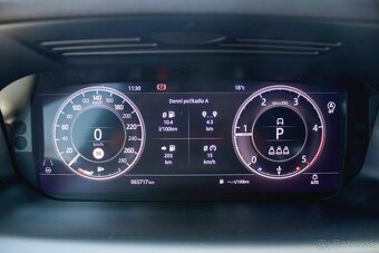 Land Rover Discovery Sport 2.0D SD4 SE AWD A/T - 16