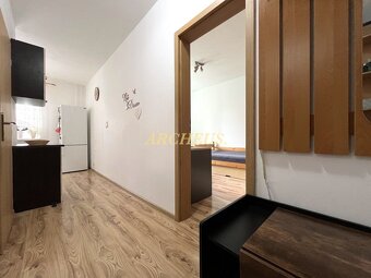 PREDAJ - 3 IZBOVÝ BYT S LOGGIOU, L. SVOBODU, BARDEJOV - 16
