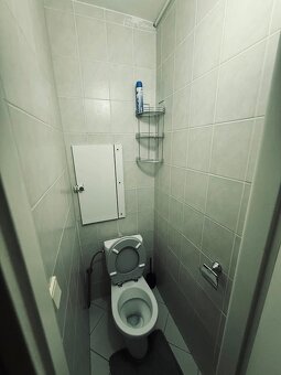 Prenajmem 2izbový byt v centre mesta Poprad - 16