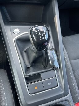 VOLKSWAGEN GOLF 8 1,5 TSI - 2021 - 16