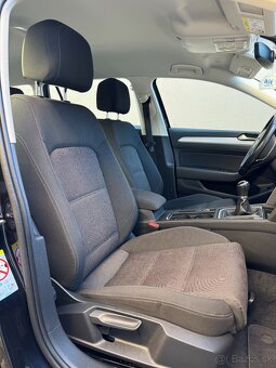 VOLKSWAGEN PASSAT VARIANT, 1,4 TSI, MANUÁL, 5/2017, LED - 16