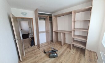 Nábytok na mieru - 16