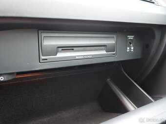 Škoda Octavia 1.5TSI 110kW AMBITION TAŽNÉ ČR 1MAJITEL - 16