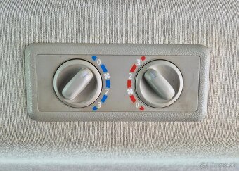 Opel Vivaro Long 1,6CDTi 120Khp EURO 6 / 9 miestne - 16