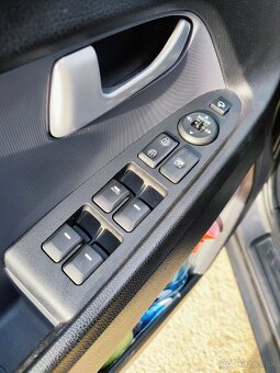 Kia Sportage r.v.2013 - 16