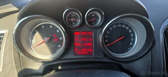 Opel Astra - 16