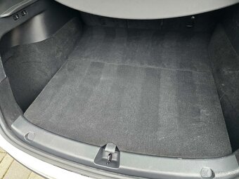 Tesla Model Y Long Range AWD  2022, Záruka, Aj na splátky - 16