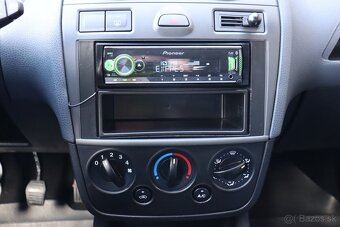 Ford Fiesta 1.25i Duratec Comfort - 16