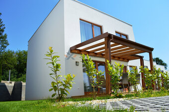 POSLEDNÝ VOĽNÝ DOM - Rodinný dom na prenájom v Porube - 16