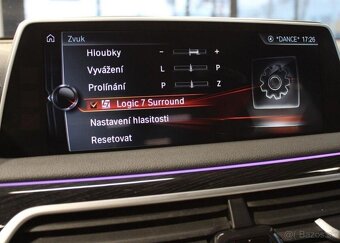 BMW Řada 7 730d xDrive M Sport Nadstandar nafta automat - 16
