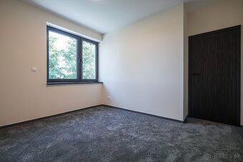 NA PREDAJ 4izb. rekreačný dom priamo pri golfovom areály - 16