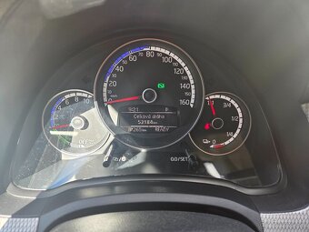 EV VW e-up, plná výbava, batéria 36.8 kWh, výkon 61kW - 16