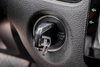 Volkswagen Touareg 3.0tdi V6 - 16