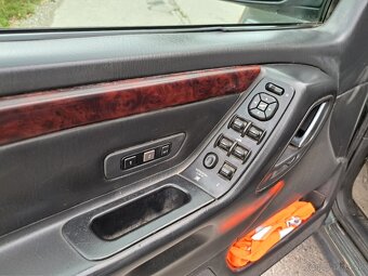Jeep grand cherokee - 16