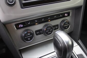 Volkswagen Passat Variant 2.0 TDI - 16