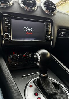 Audi TT Coupé 3.2 quattro DSG - 16