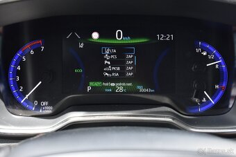Toyota Corolla Combi TS 1.8 HYBRID E-CVT SR 2022 DPH - 16