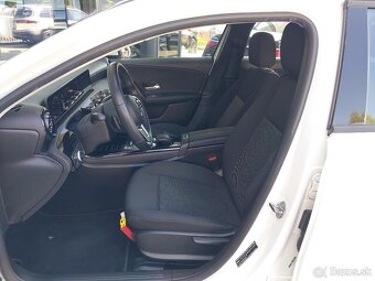Mercedes-Benz A 180 d hatchback - 16