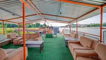 Pontón v TOP lokalite na Tyršovom nábreží - 16