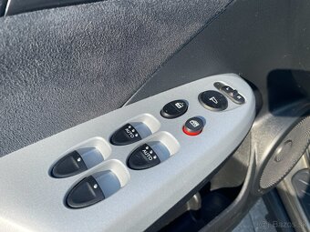 Honda Civic 1.8 VTEC, r. 2008, automat, STK 2/2027, 167k km - 16