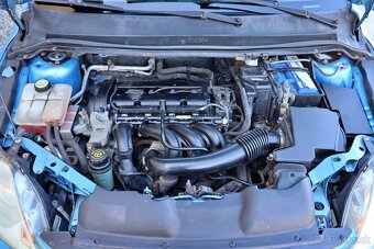 Ford Focus Kombi 1.6 16V Duratec Trend - 16