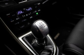 Honda Civic Tourer 1.8 i-VTEC Comfort - 16