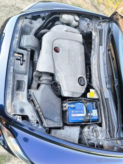 Volvo C70 D5 – spoľahlivý kabriolet s výkonným motorom - 16