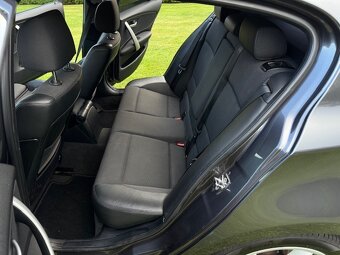 BMW rad 1 e87 120d 130kw 2007 Facelift - 16